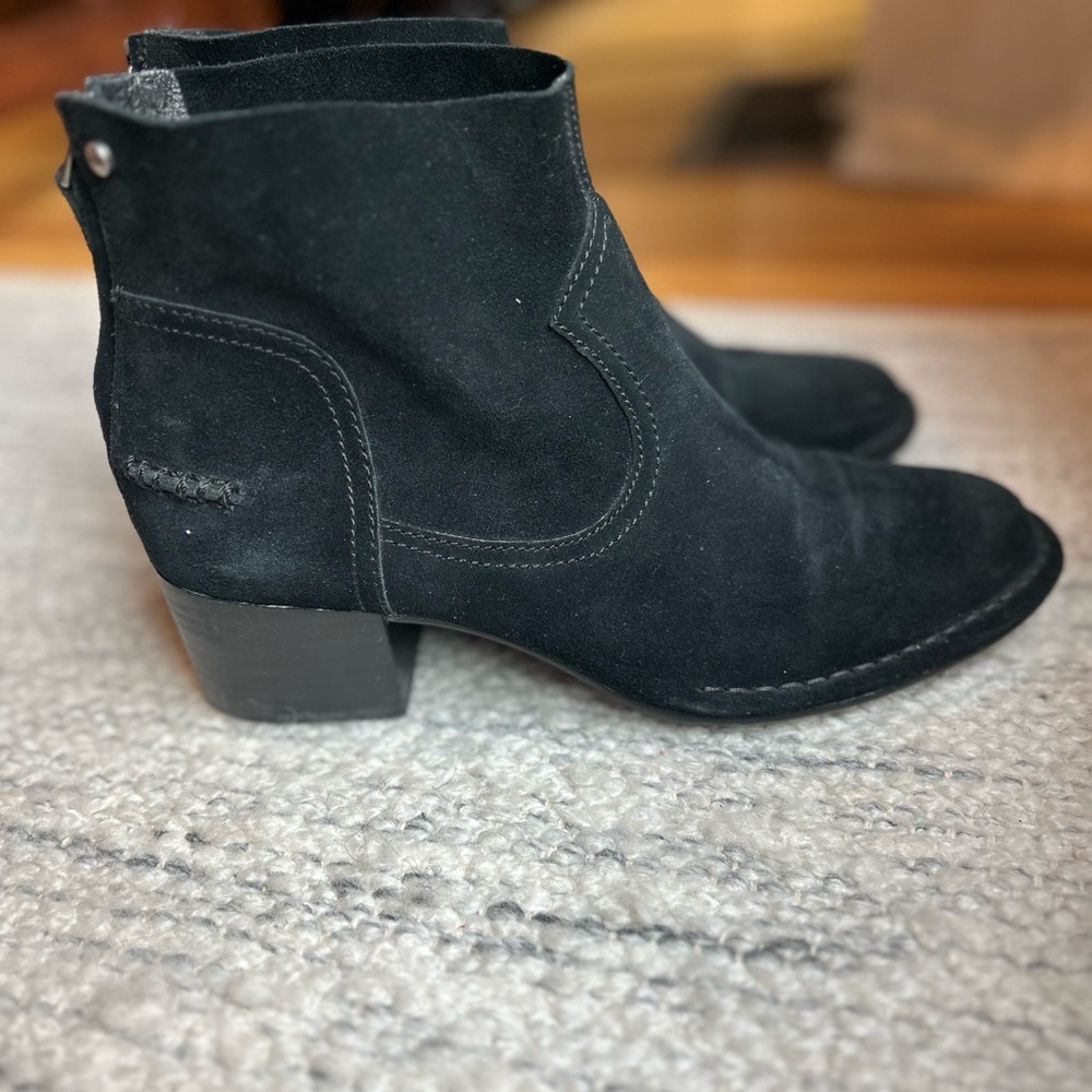 Ugg Women’s Suede Bandara Leather Zip-Up Ankle Boots Booties - Picture 3 of 14